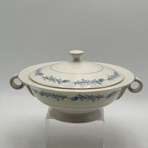 Theodore Haviland Clinton Covered Vegetable Bowl Blue Floral Gold Trim
